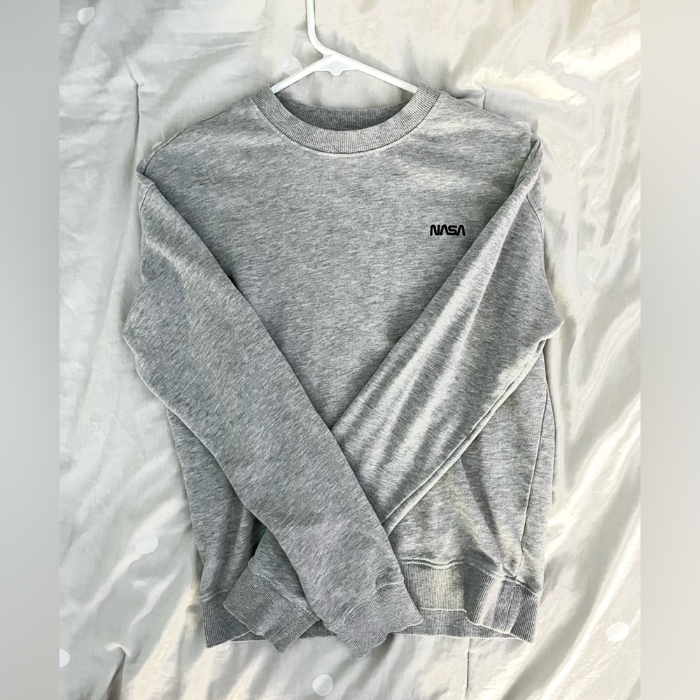 H&M xs nasa sweatshirt